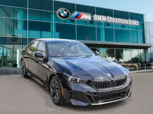 New 2026 BMW 530i w/ M Sport Package image 3