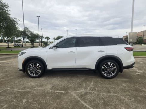 Certified 2026 INFINITI QX60 Pure w/ Cargo Package FWD image 3