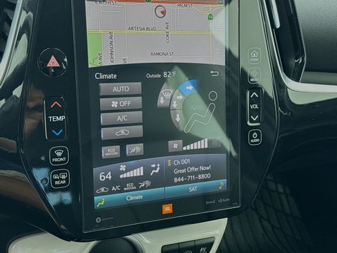 Used 2019 Toyota Prius Prime Advanced w/ Carpet Mat Package FWD image 12