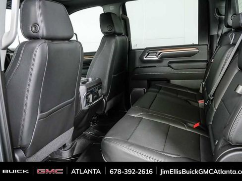 New 2026 GMC Sierra 3500 Denali w/ Denali Reserve Package AWD/4WD image 18
