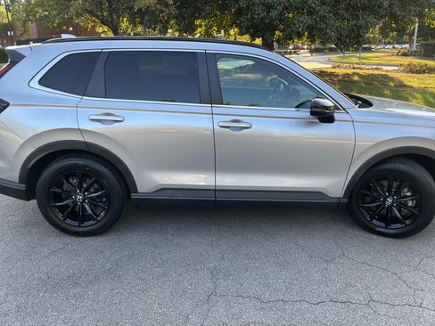 Used 2024 Honda CR-V Sport image 11