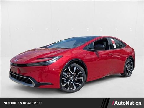 New 2025 Toyota Prius Plug-In Hybrid FWD image 1