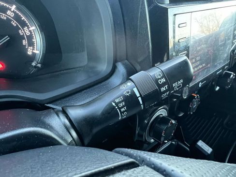 Used 2021 Toyota 4Runner TRD Off-Road Premium w/ Moonroof Package image 34