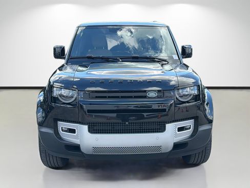 Used 2025 Land Rover Defender 110 S AWD/4WD image 8
