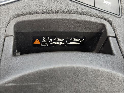 Used 2021 Cadillac XT6 Premium Luxury image 19