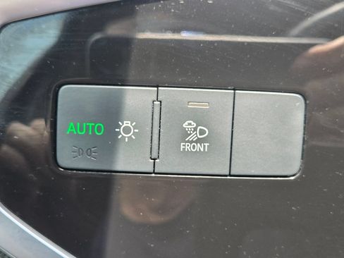 Used 2025 Audi Q3 2.0T Premium AWD/4WD image 12