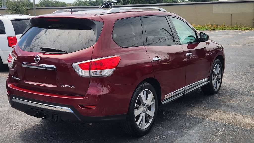 Used 2016 Nissan Pathfinder Platinum FWD image 6