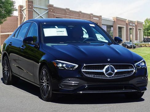 Used 2026 Mercedes-Benz C 300 Sedan image 3