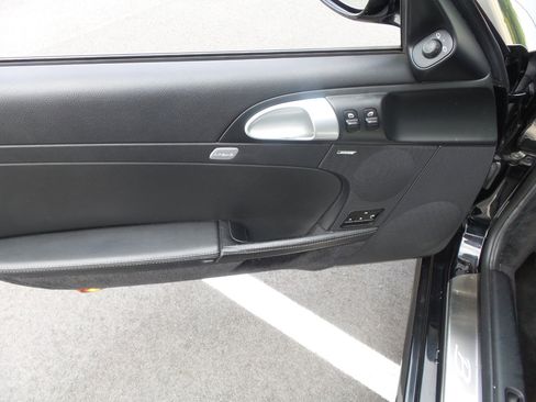 Used 2005 Porsche Boxster S image 27