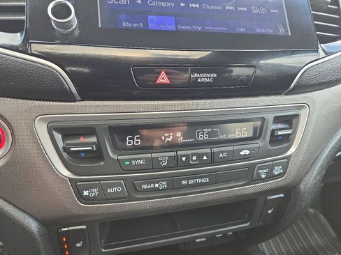 Used 2023 Honda Ridgeline RTL image 22