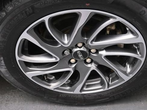 Used 2022 Lincoln Corsair AWD w/ Equipment Group 101A image 31