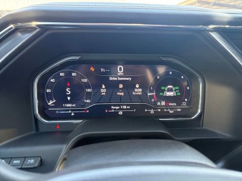 Used 2025 GMC Sierra 2500 Denali Ultimate AWD/4WD image 9