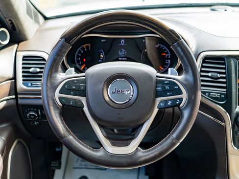 Used 2014 Jeep Grand Cherokee Summit image 16