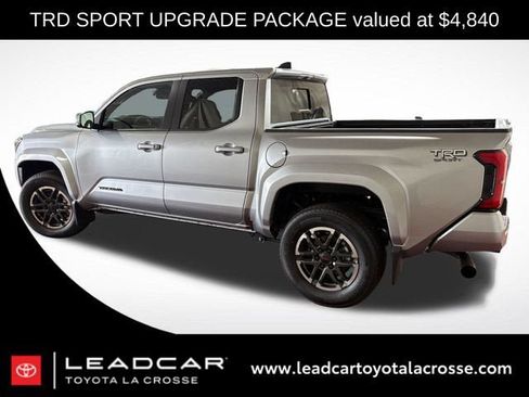 Used 2026 Toyota Tacoma TRD Sport w/ TRD Sport Upgrade Package AWD/4WD image 2