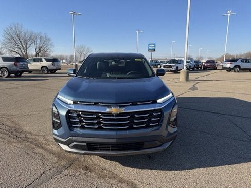 New 2026 Chevrolet Equinox LT image 8