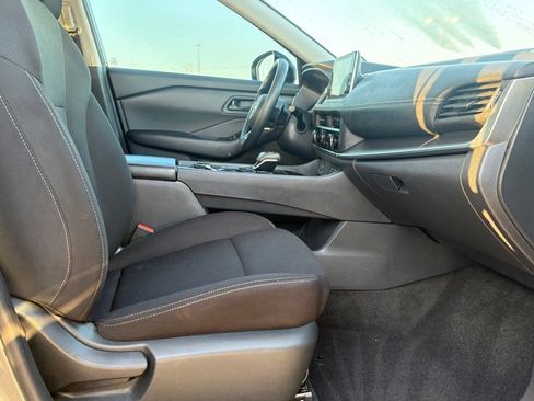 Certified 2024 Nissan Rogue S image 37