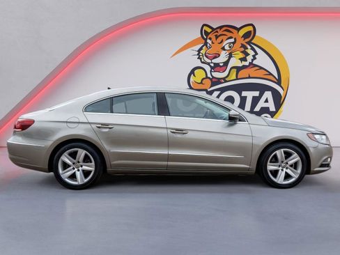 Used 2014 Volkswagen CC Sport image 4