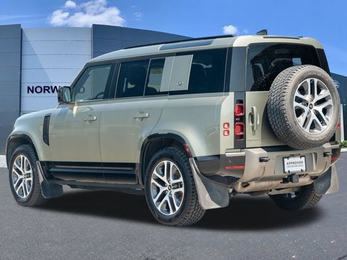 Used 2024 Land Rover Defender 110 X-Dynamic SE AWD/4WD image 6