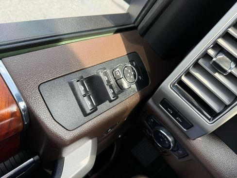 Used 2019 Ford F150 King Ranch w/ Equipment Group 601A Luxury RWD image 27