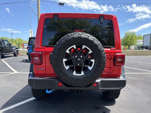Certified 2025 Jeep Wrangler Unlimited Rubicon 4xe w/ Safety Group AWD/4WD image 6