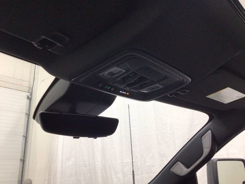 Used 2024 GMC Sierra 2500 AT4 w/ AT4 Premium Plus Package image 13