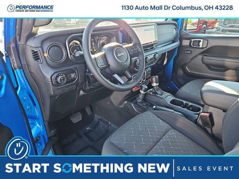 New 2025 Jeep Gladiator Mojave w/ Safety Group image 17