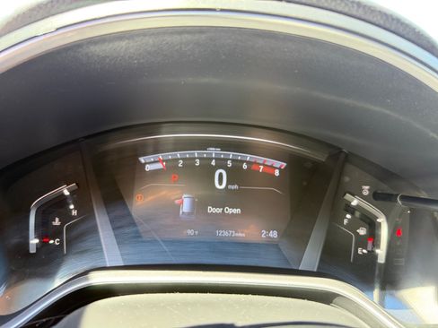 Used 2018 Honda CR-V EX image 11
