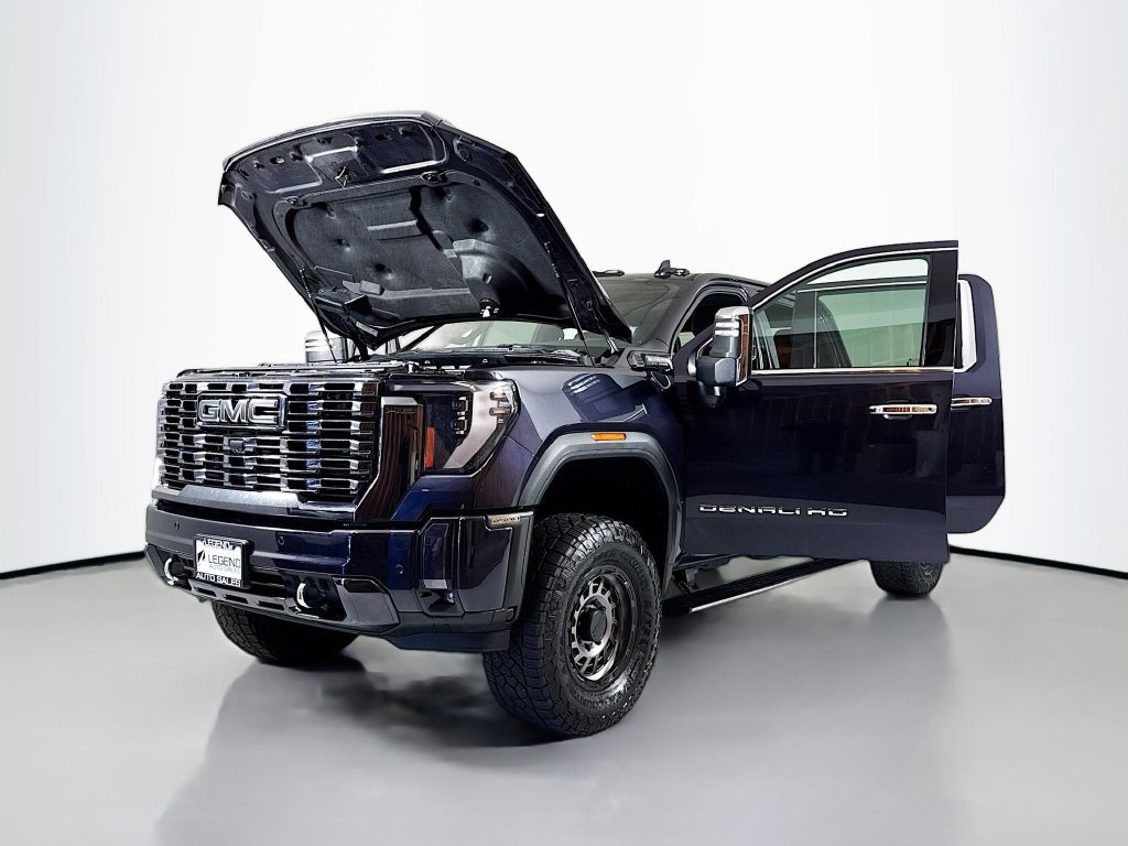 Used 2024 GMC Sierra 2500 Denali Ultimate AWD/4WD image 23