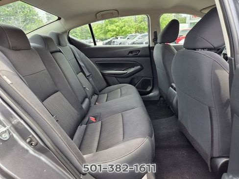 Used 2024 Nissan Altima 2.5 S FWD image 17
