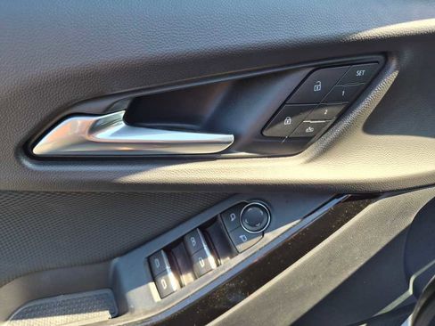 New 2026 Chevrolet Equinox RS w/ Convenience Package III FWD image 12