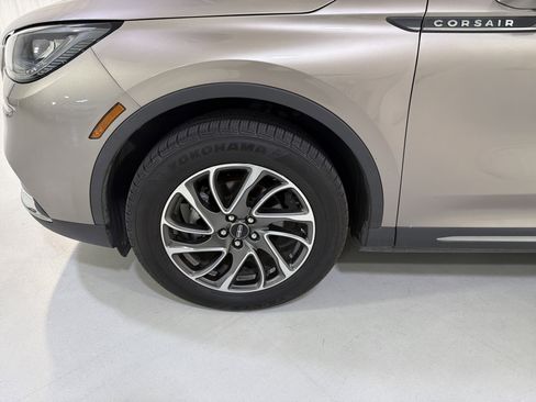 Used 2020 Lincoln Corsair FWD w/ Equipment Group 101A image 9