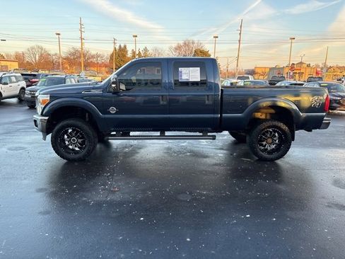 Used 2014 Ford F250 XLT w/ XLT Premium Package image 16