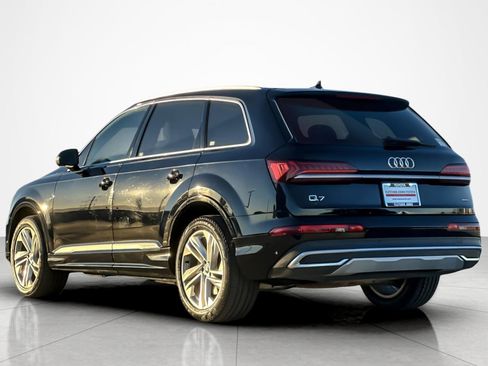 Used 2021 Audi Q7 3.0T Premium Plus image 3