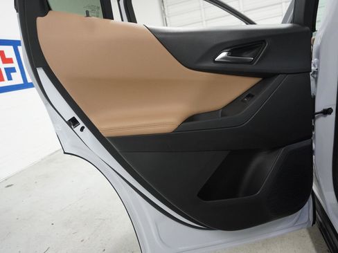New 2026 Chevrolet Equinox ACTIV w/ Convenience Package III FWD image 41