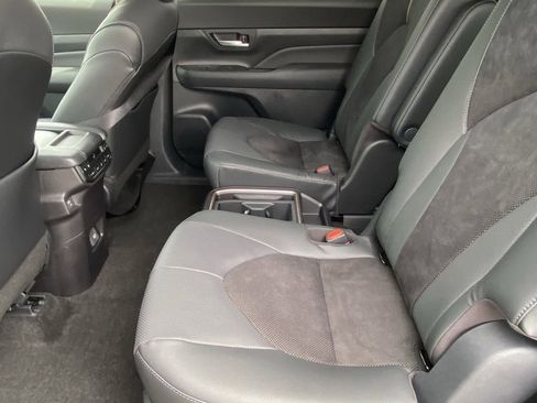 Certified 2026 Toyota Grand Highlander AWD Hybrid image 21