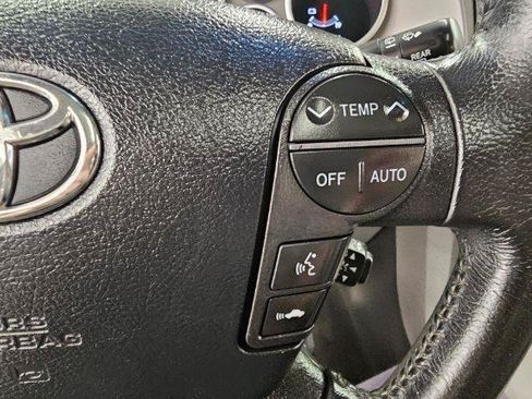 Used 2013 Toyota Sequoia Platinum AWD/4WD image 12