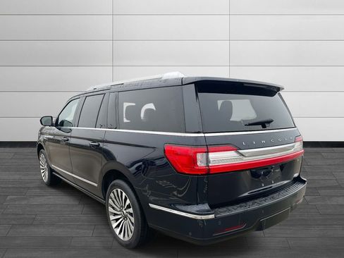 Used 2021 Lincoln Navigator L Reserve w/ Luxury Package image 3
