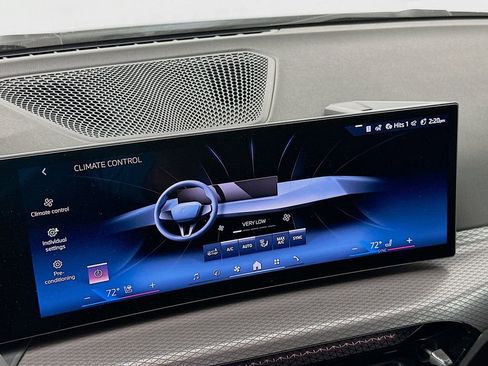 New 2026 BMW 330i Sedan w/ M Sport Package image 14