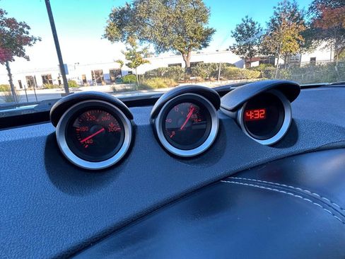 Used 2010 Nissan 370Z Touring w/ Sport Pkg image 23