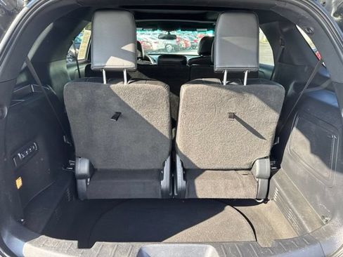 Used 2017 Ford Explorer Limited AWD/4WD image 10