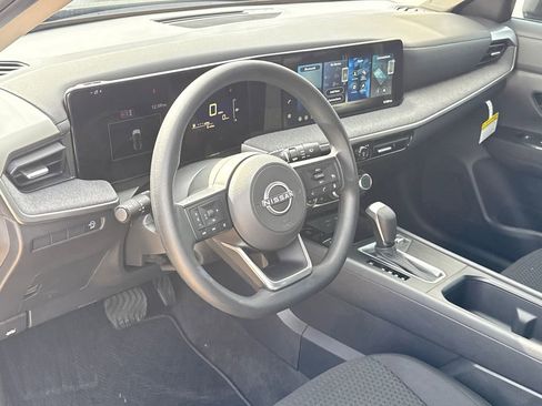 New 2026 Nissan Kicks S image 18