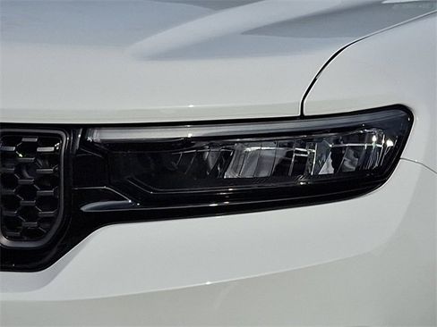 Used 2025 Jeep Grand Cherokee Summit w/ Adv Protech Group IV image 9