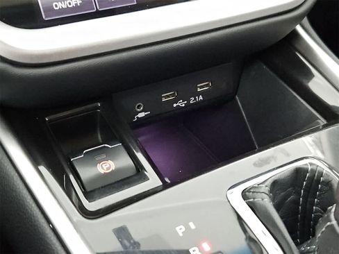 Used 2020 Subaru Outback Limited image 33