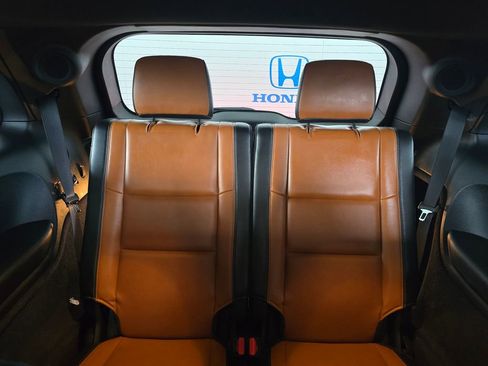 Used 2019 Dodge Durango R/T w/ Technology Group AWD/4WD image 35