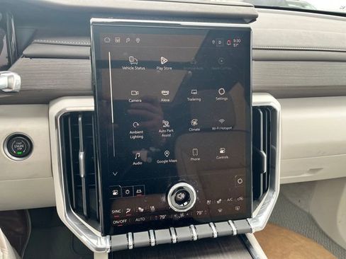 Used 2024 GMC Acadia Denali w/ Super Cruise Package AWD/4WD image 14