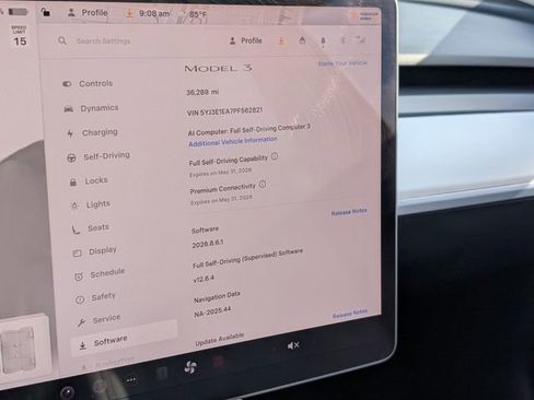 Used 2023 Tesla Model 3 Standard Range RWD image 18