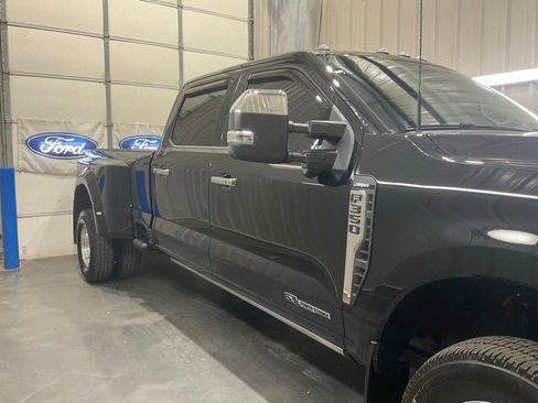 Used 2025 Ford F350 Lariat w/ Lariat Ultimate Package AWD/4WD image 4