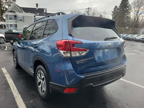 Certified 2023 Subaru Forester Premium image 6