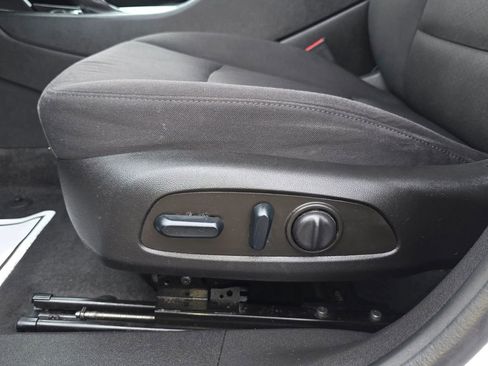 Used 2022 Chevrolet Malibu LS w/ Driver Confidence Package II FWD image 20