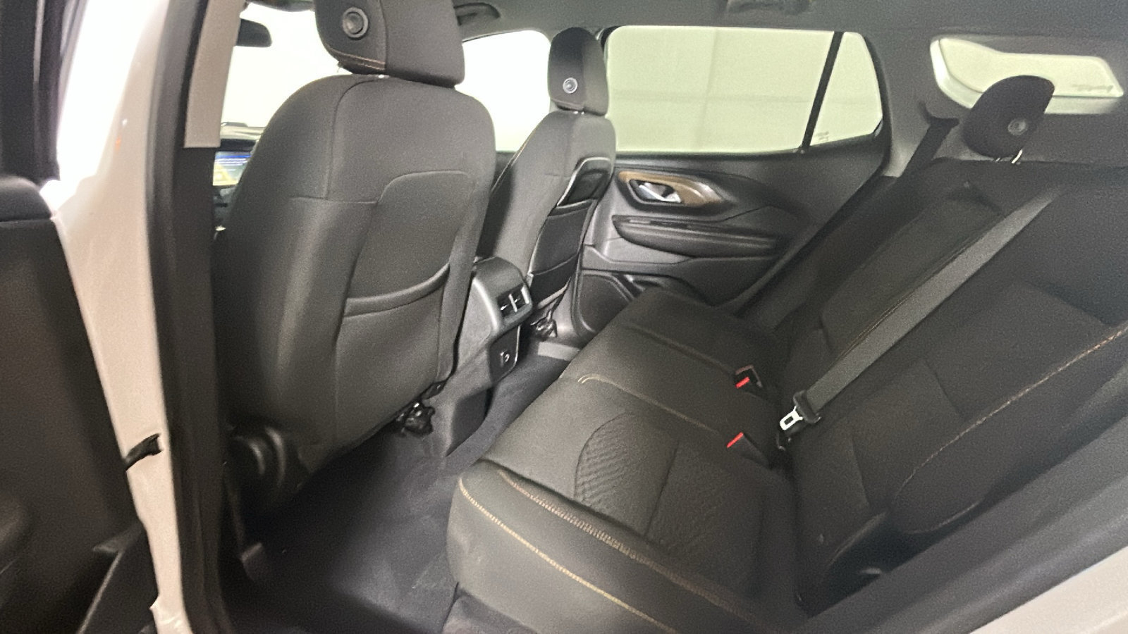 Used 2020 GMC Terrain SLE FWD image 27